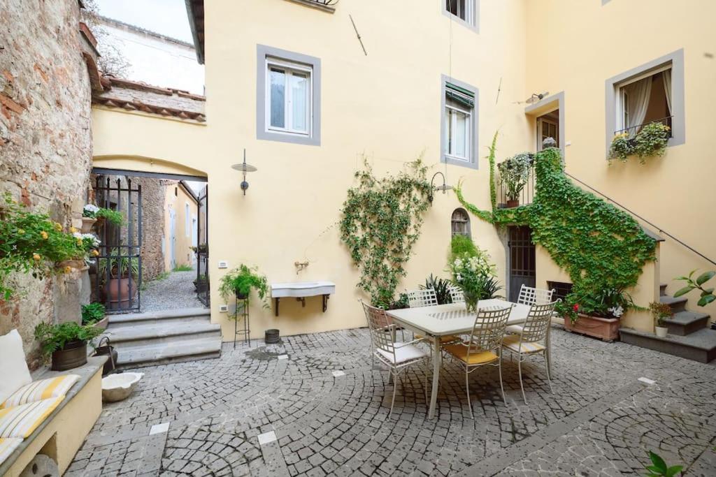Corte Paolina - Charming Courtyard Inside Apartment