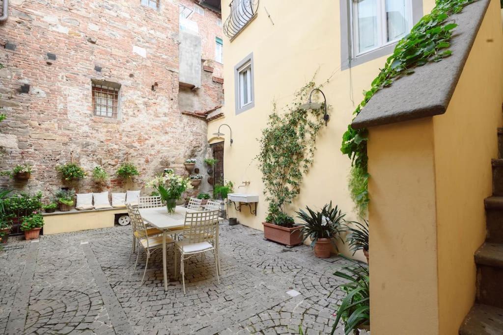 Apartment Corte Paolina - Charming Courtyard Inside *